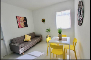 1 Stylish SoBe Condo 1/2 Block From The Beach!!!